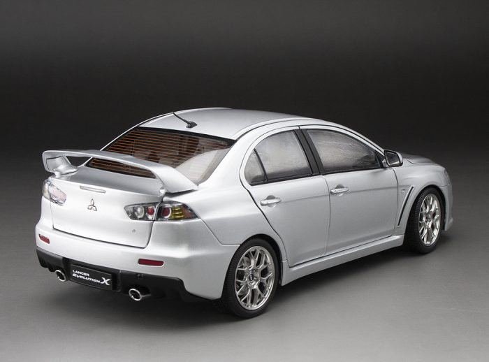 Mitsubishi Lancer Evolution X - Cool Silver Metallic (New Tooling) - Image 4