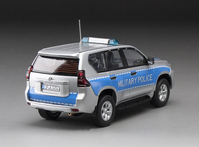 Toyota Land Cruiser Prado 2018 - U.S. 18th Military Police Brigade vehicle (Germany)  (limited edition 499pcs) - Image 11