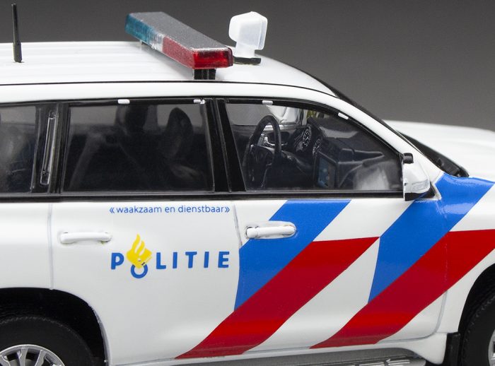 Toyota Land Cruiser Prado 2018 -  Dutch police (limited edition 499pcs) - Image 3